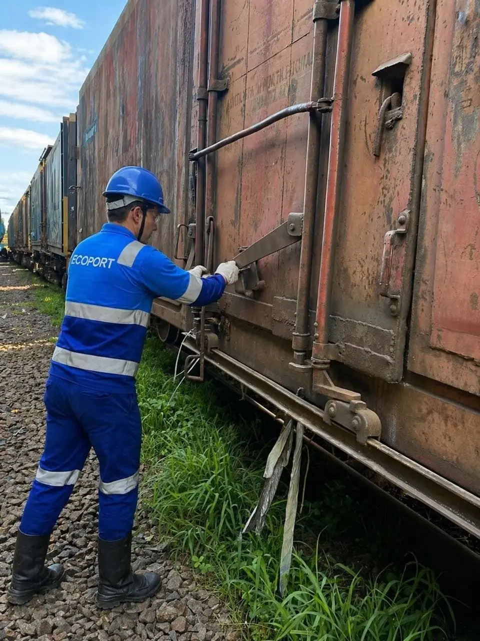 Fechamento de vagões ferroviários